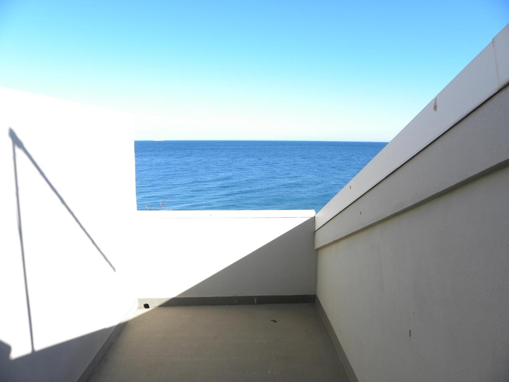 Mirone Apartment Fronte Mare Beachfront House Roccalumera Exterior photo